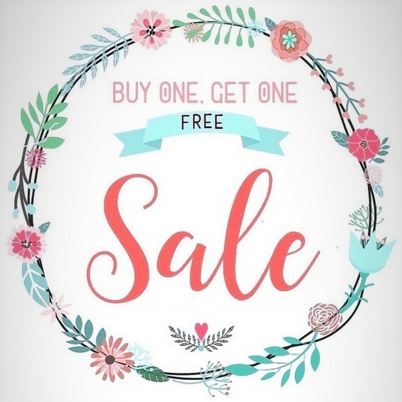 ✨ FLASH ✨ SALE ✨ - Picture 3 of 3